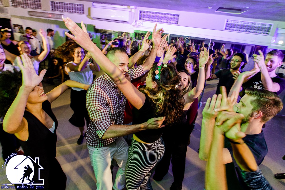 74877410_2476740645766447_4213457144663506944_n